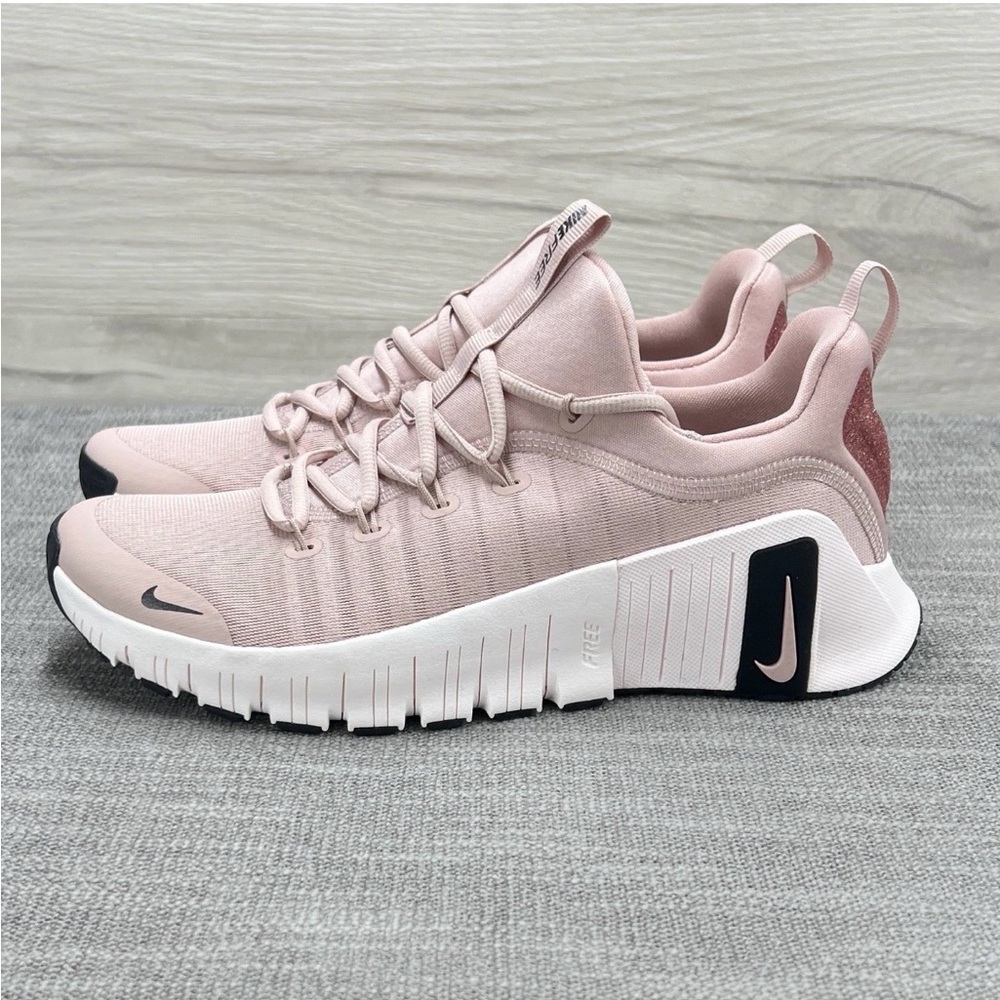 Nike Free Metcon 6 PRM Women's  Pink Oxford Black New HF1208 600 - Picture 4 of 10